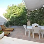 Aparthotel Elena