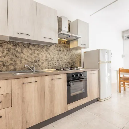 Elena Apartahotel Gallipoli