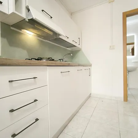 Elena Aparthotel 3*