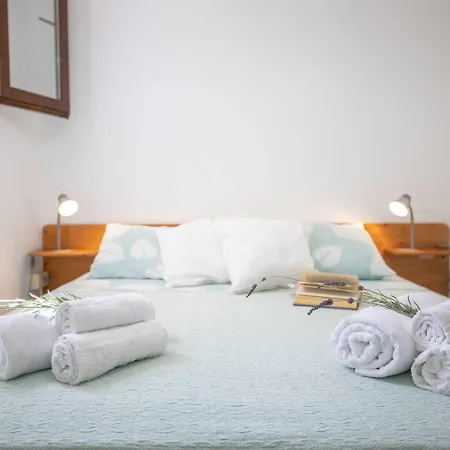 Elena Aparthotel 3*
