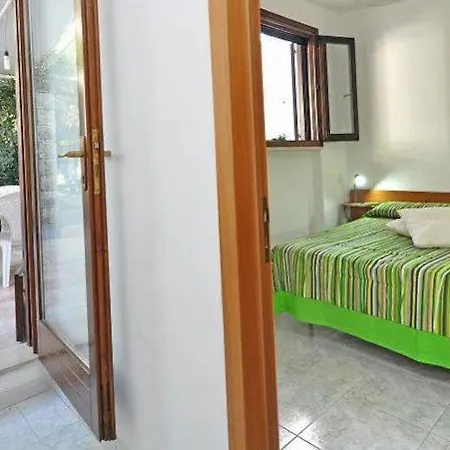 Elena Aparthotel 3*