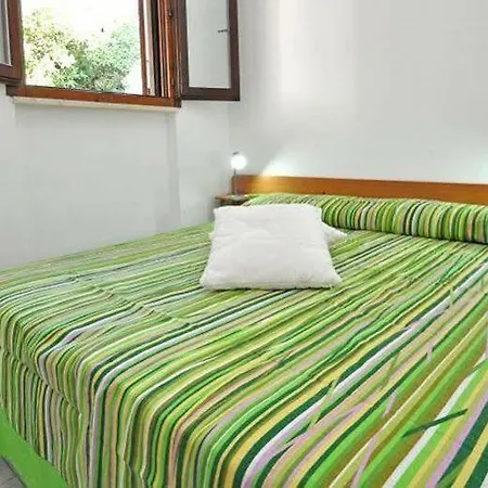 Aparthotel Elena 3*
